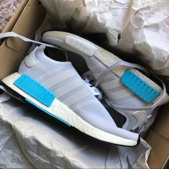 ADIDAS NMD R1 J •BRIGHT CYAN SZ 6.5 kids - Picture 2 of 10